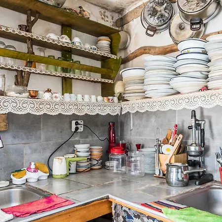 Hobbit House Barbaros Privatunterkunft Urla