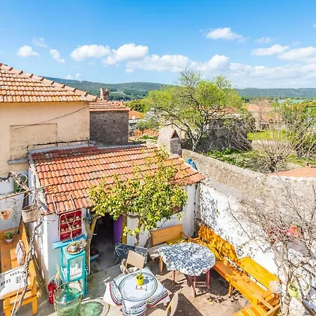 Privatunterkunft Hobbit House Barbaros Urla