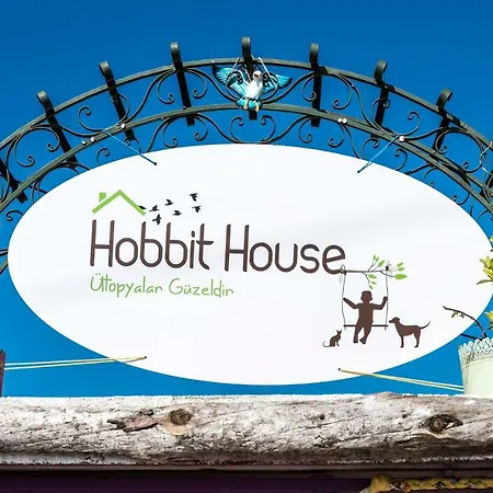 Hobbit House Barbaros Privatunterkunft