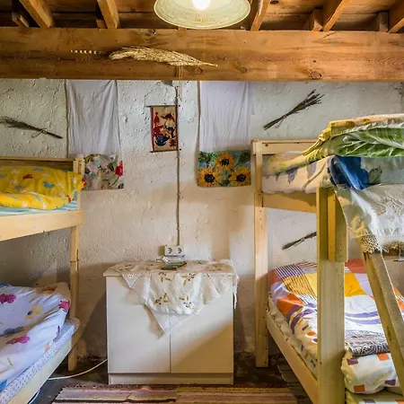 Hobbit House Barbaros Privatunterkunft